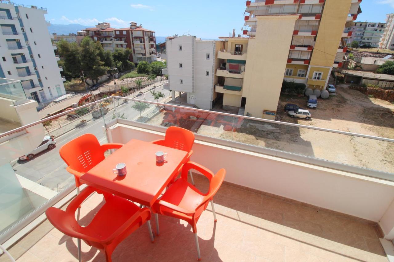 Luxury Sea View Apartaments Саранда Экстерьер фото